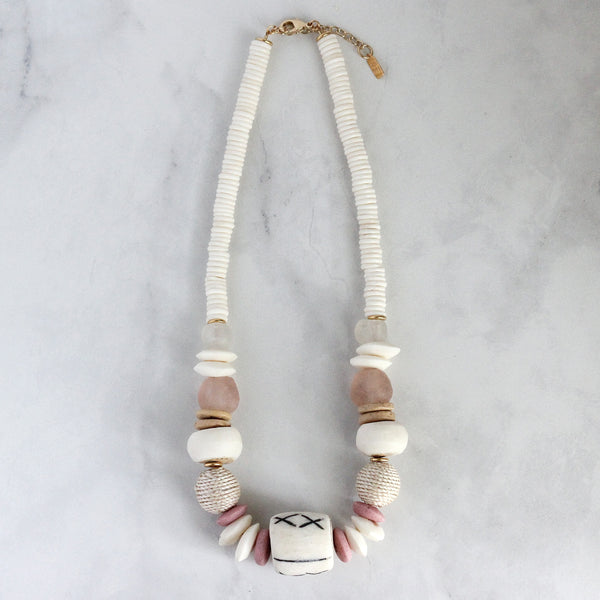 Amelia Necklace - Pink